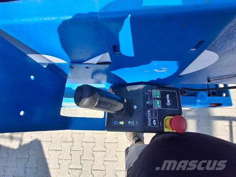 Genie GS-2646 Scissor lifts