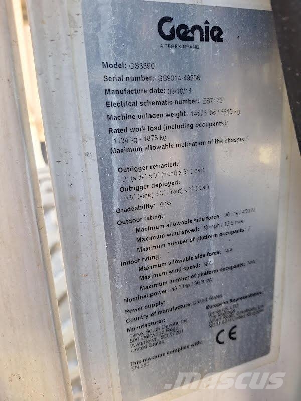 Genie GS-3390 RT Nožnicové zdvíhacie plošiny