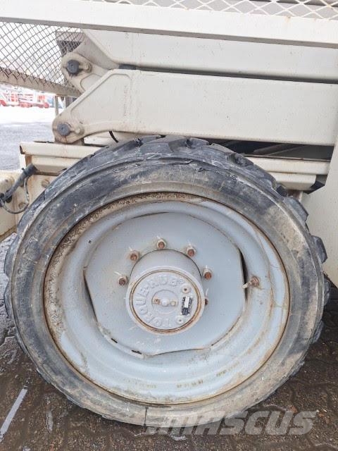 Genie GS-3390 RT Ανυψωτήρες ψαλιδωτής άρθρωσης