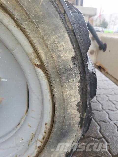 Genie GS-3390 RT Ανυψωτήρες ψαλιδωτής άρθρωσης