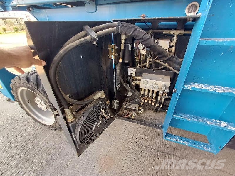 Genie GS-3390 RT Scheren-Arbeitsbühnen