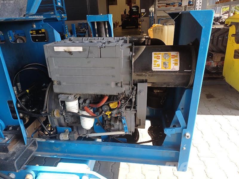 Genie GS-3390 RT Scheren-Arbeitsbühnen