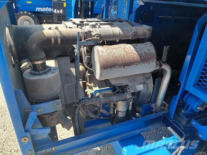 Genie GS-3390 RT Ножничные подъемники