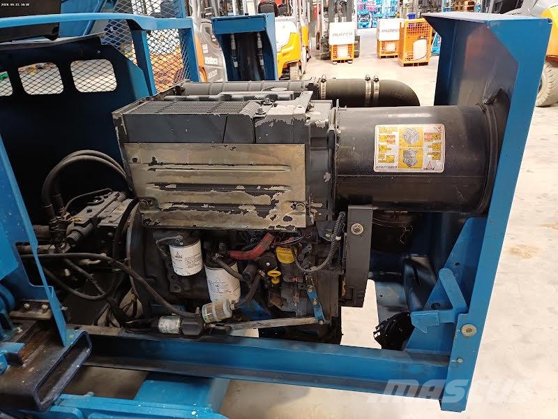 Genie GS-3390 RT 剪叉式升降机