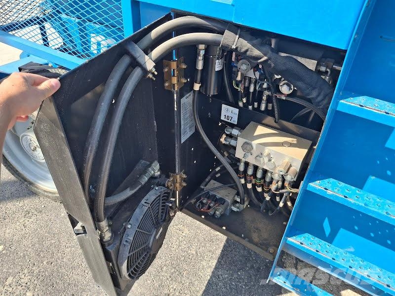 Genie GS-3390 RT Ножничные подъемники