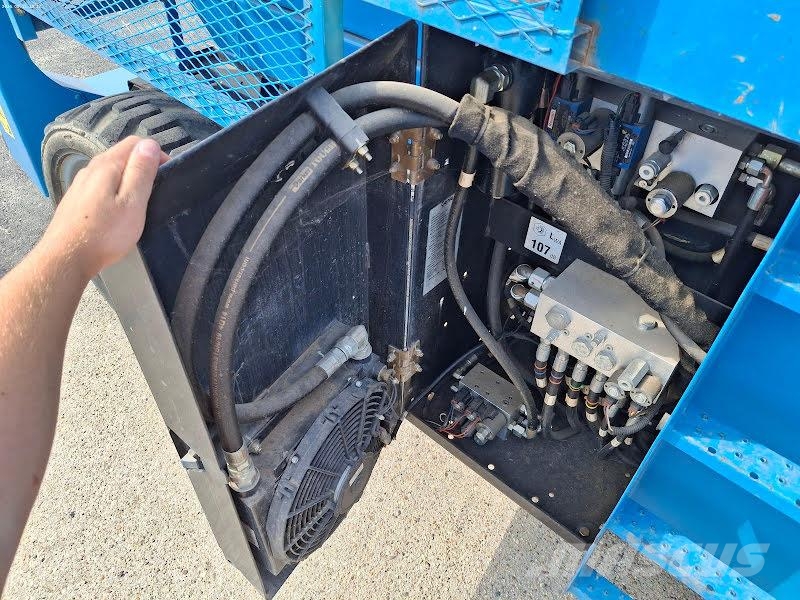 Genie GS-3390 RT Ножничные подъемники