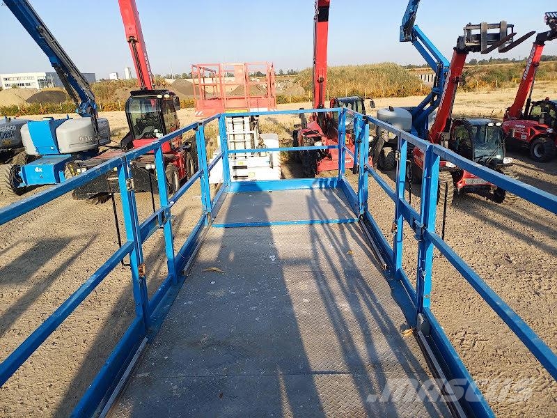 Genie GS-3390 RT Scheren-Arbeitsbühnen