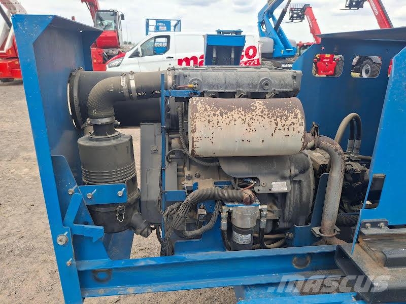 Genie GS-3390 RT Škarjaste dvižne ploščadi