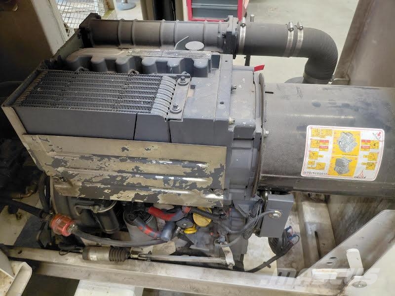 Genie GS-3390 RT Makazaste platforme