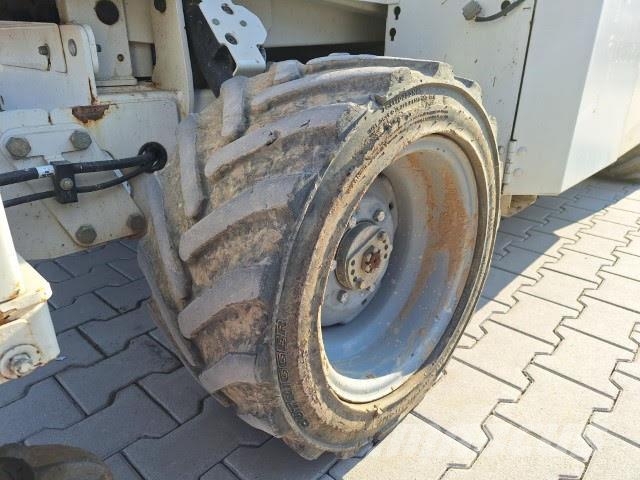 Genie GS-4069 RT OR Žirkliniai keltuvai