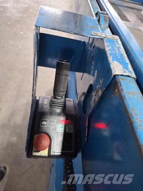 Genie GS-4047 剪式升降機