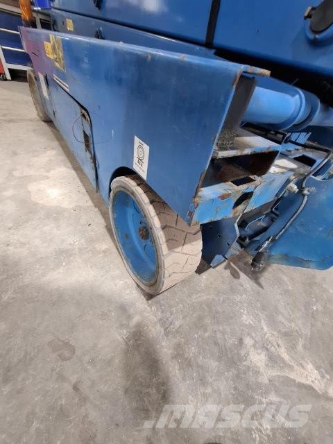 Genie GS-4047 剪式升降機