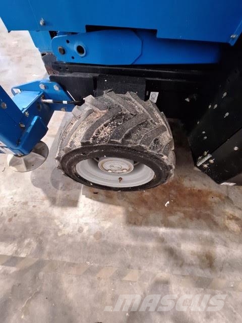 Genie GS-4069 RT OR Žirkliniai keltuvai