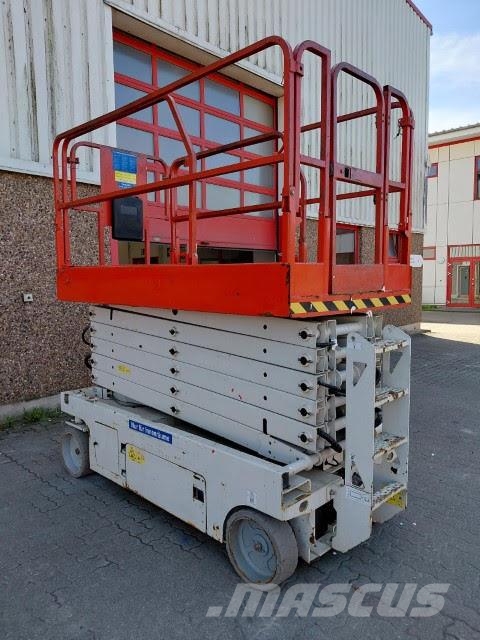 Genie GS-4047 Scissor lifts