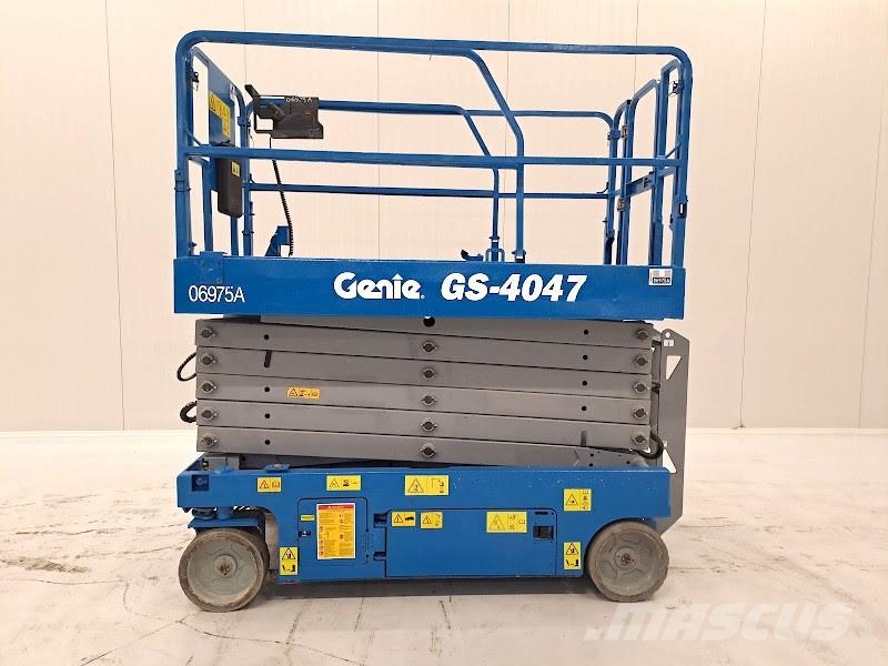Genie GS-4047 Scissor lifts