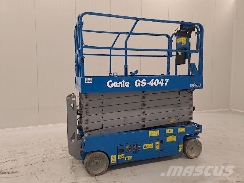 Genie GS-4047 Scissor lifts