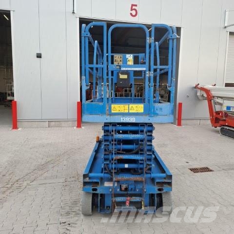 Genie GS-4047 رافعات مقصية الشكل