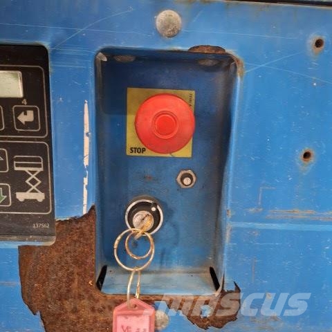 Genie GS-4047 رافعات مقصية الشكل