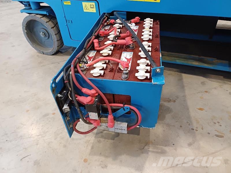 Genie GS-4047 Škarjaste dvižne ploščadi