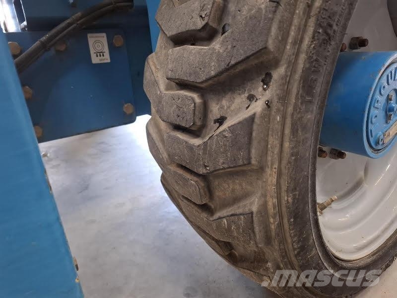 Genie GS-4390 RT Ανυψωτήρες ψαλιδωτής άρθρωσης