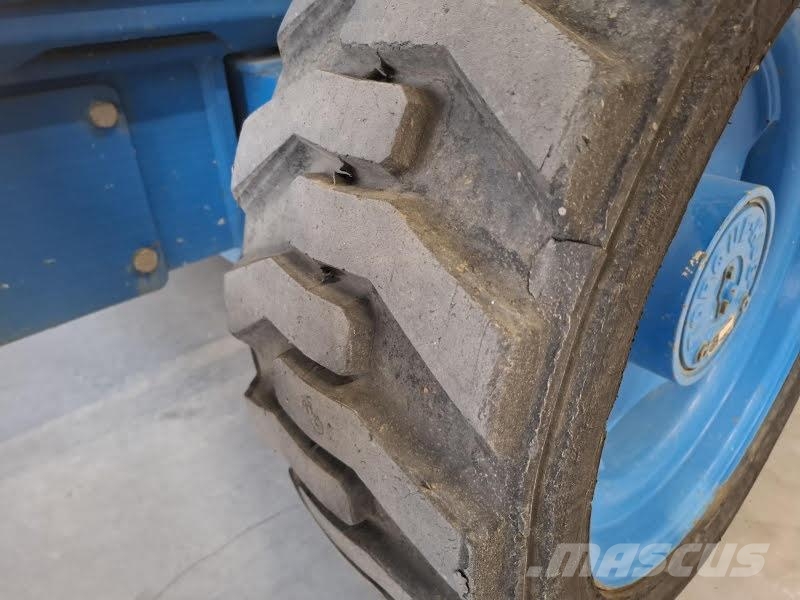 Genie GS-4390 RT Schaarhoogwerkers