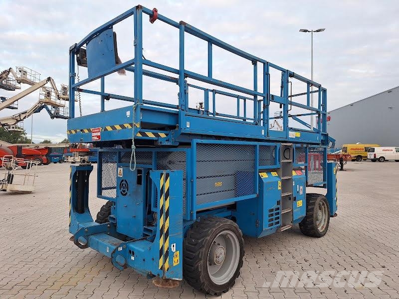 Genie GS-4390 RT Ollós emelők