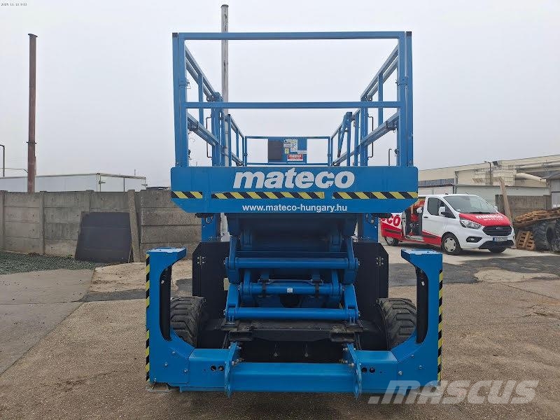Genie GS-4390 RT Scissor lifts