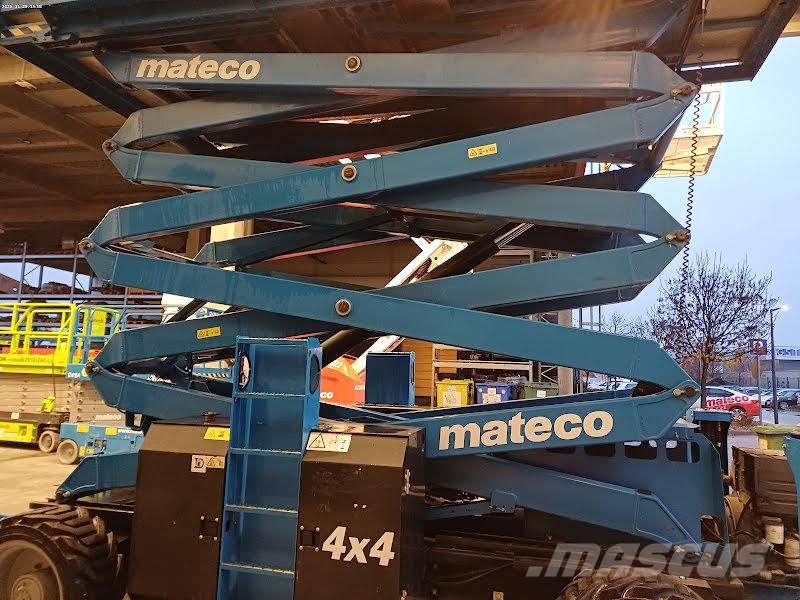 Genie GS-4390 RT Scissor lifts