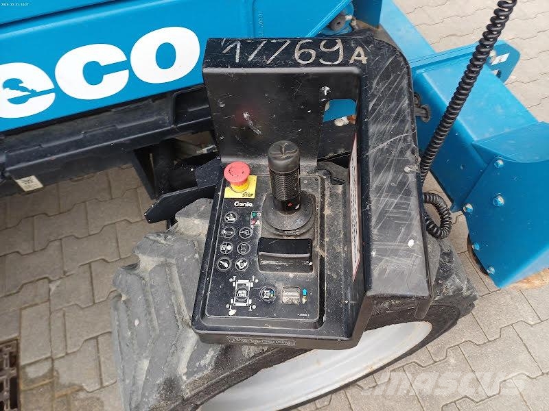 Genie GS-4390 RT Makazaste platforme