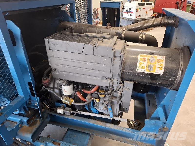 Genie GS-4390 RT Ανυψωτήρες ψαλιδωτής άρθρωσης
