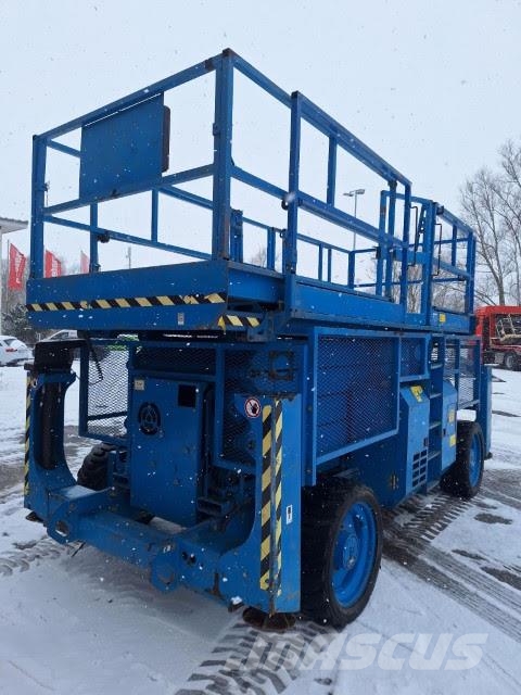 Genie GS-4390 RT Žirkliniai keltuvai