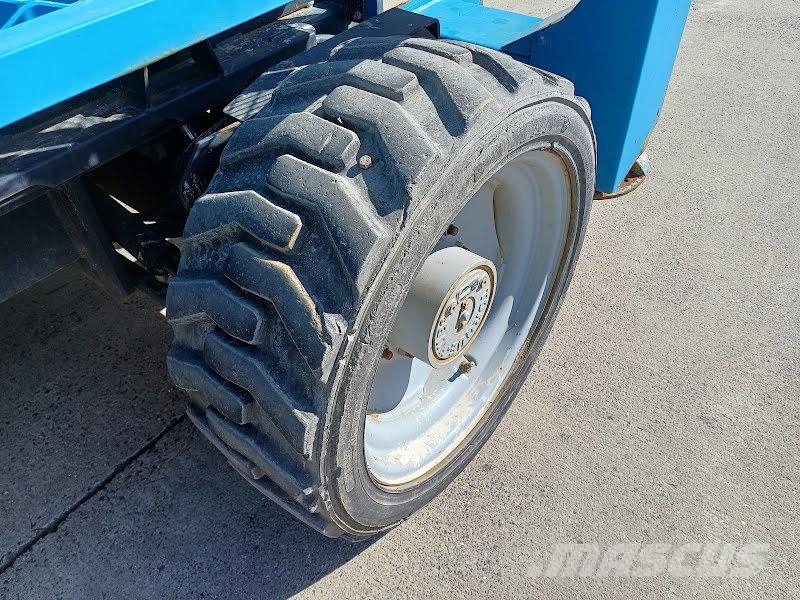 Genie GS-5390 RT Šķerveida pacēlāji