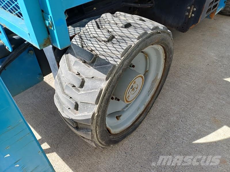 Genie GS-5390 RT Šķerveida pacēlāji