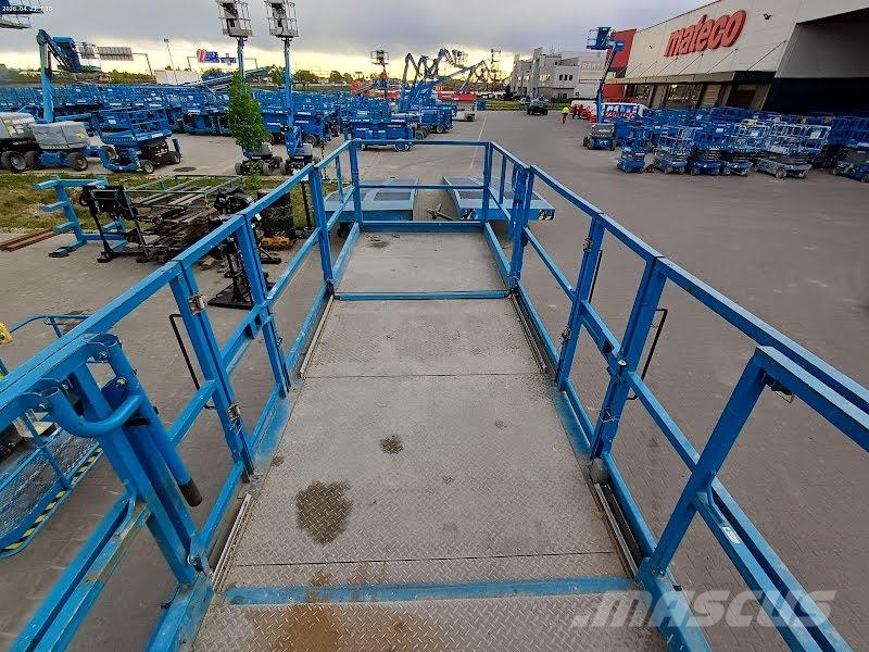Genie GS-5390 RT Scheren-Arbeitsbühnen