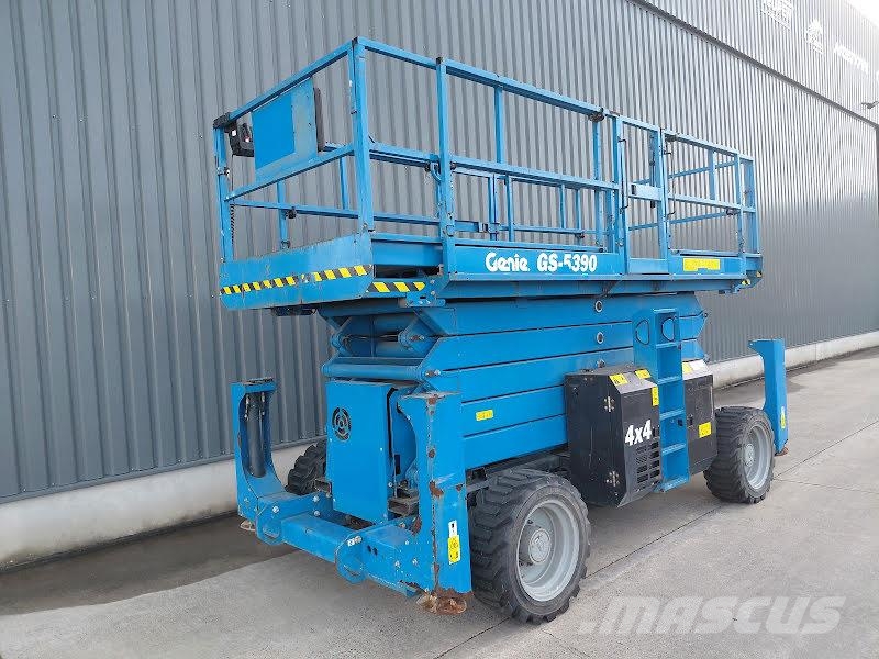Genie GS-5390 RT Šķerveida pacēlāji