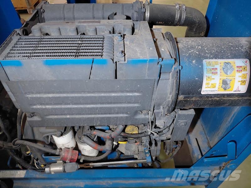 Genie GS-5390 RT Šķerveida pacēlāji
