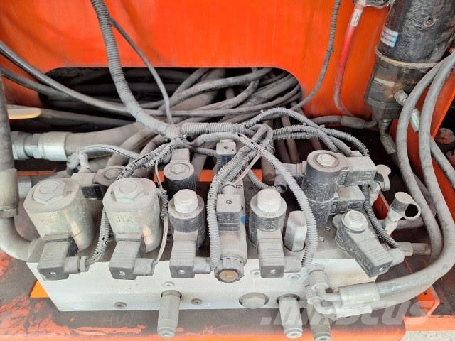 Genie S-125 Teleskopbühnen