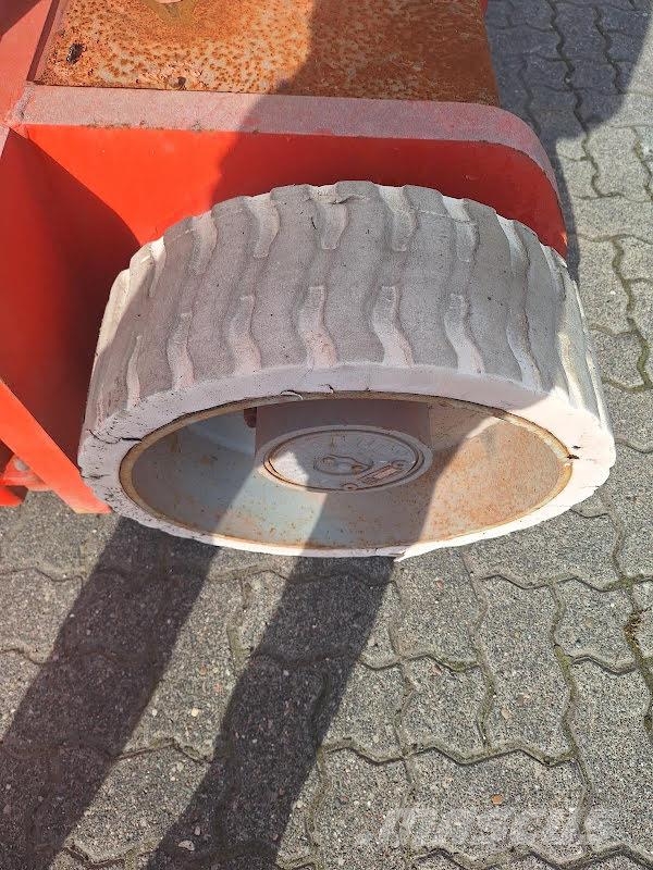 Genie Z-30/20N RJ Karos emelők