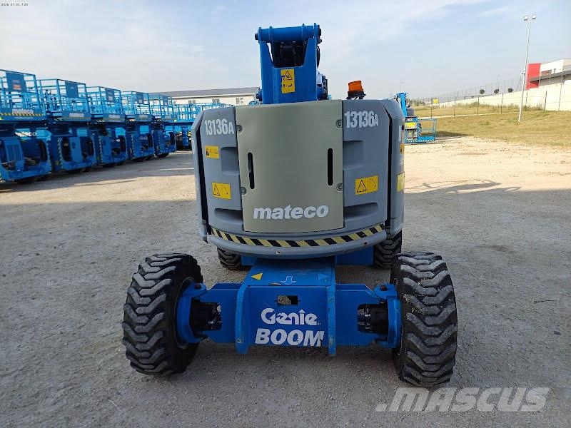 Genie Z-34/22IC 4WD Karos emelők