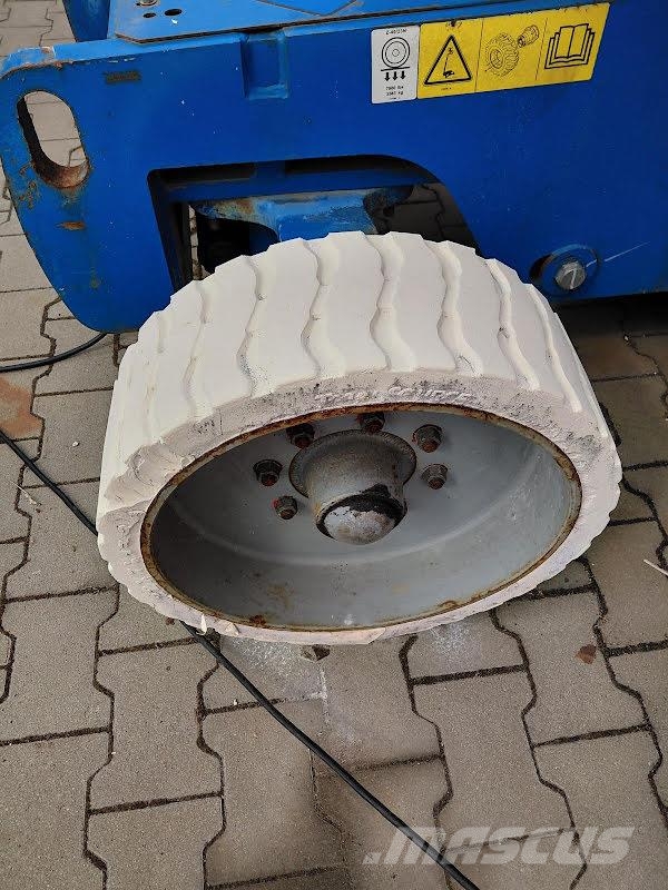 Genie Z-40/23N RJ رافعات سلة مفصلية