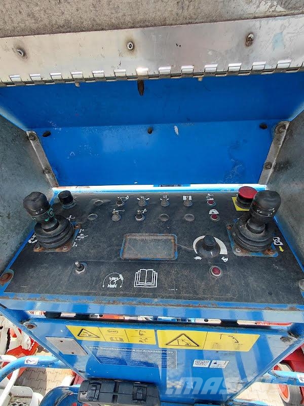 Genie Z-40/23N RJ رافعات سلة مفصلية