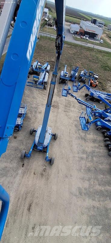 Genie ZX-135/70 Gelenkteleskoparbeitsbühnen