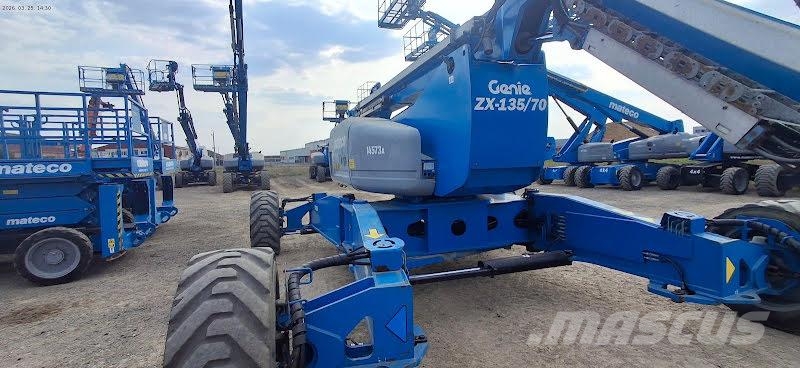 Genie ZX-135/70 Gelenkteleskoparbeitsbühnen