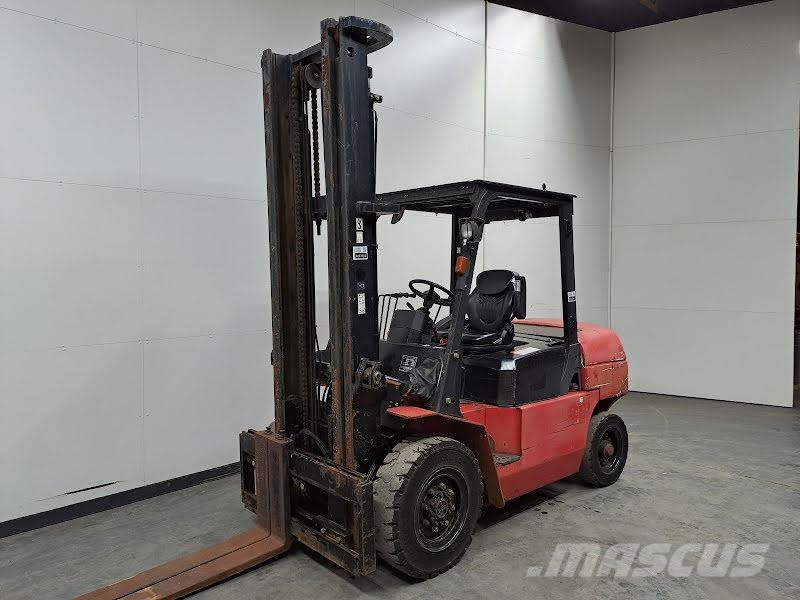 Hangcha CPCD40-RW35 Dīzeļa autoiekrāvēji
