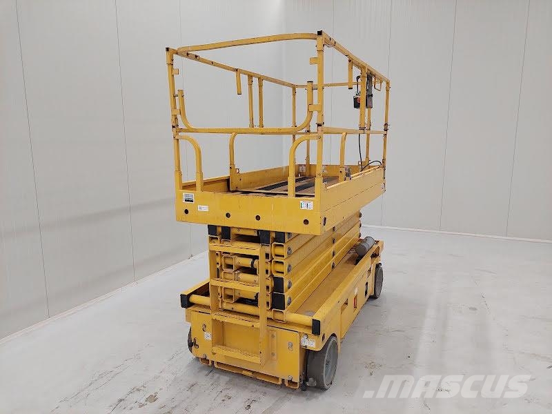 Haulotte COMPACT 14 Piattaforme a pantografo