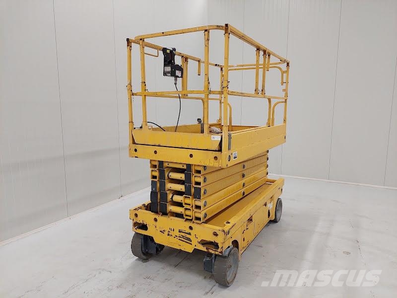 Haulotte COMPACT 14 Piattaforme a pantografo