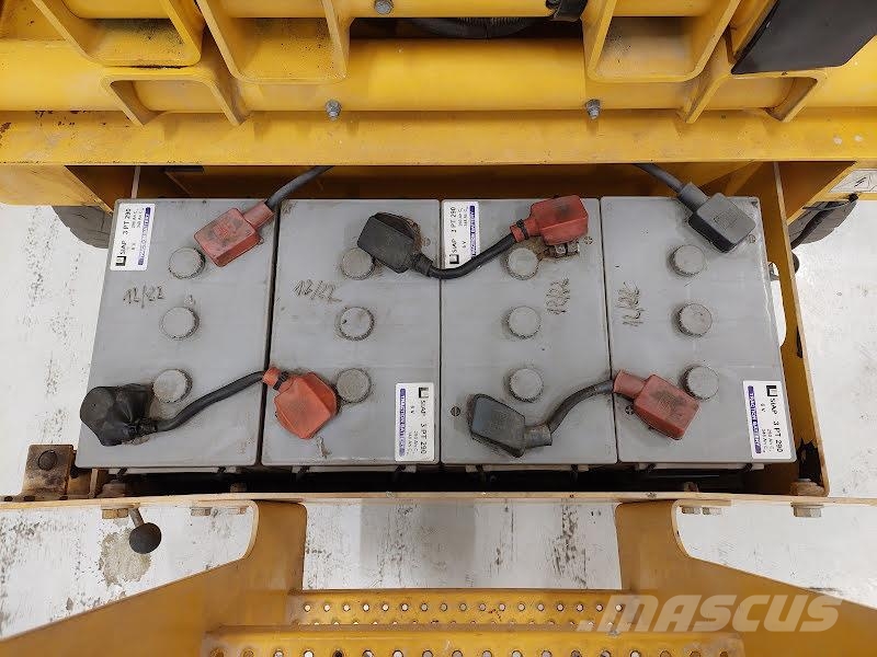 Haulotte COMPACT 14 Piattaforme a pantografo