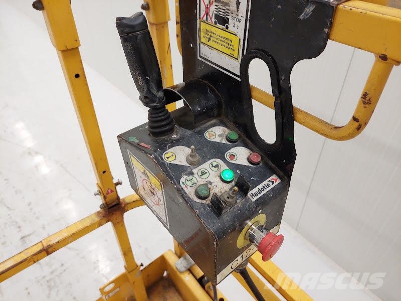 Haulotte COMPACT 14 Scheren-Arbeitsbühnen