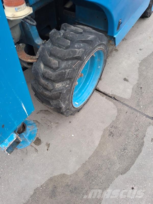 Haulotte COMPACT 12 DX Ollós emelők
