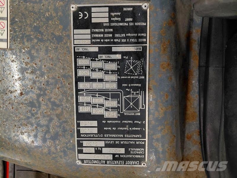 Heli CPCD40 Dīzeļa autoiekrāvēji